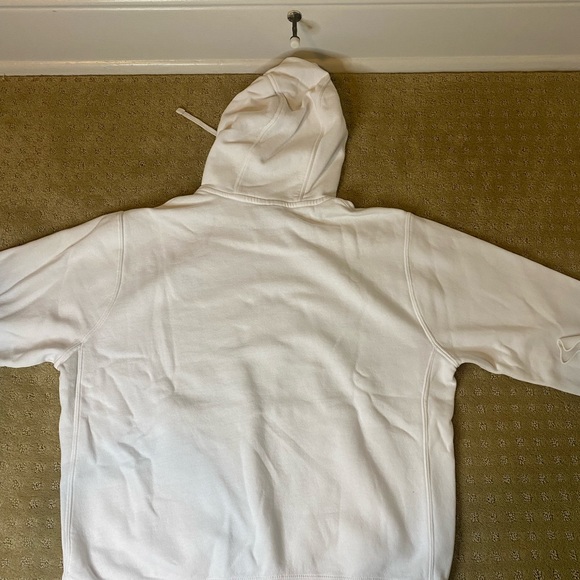 Two Nike Sweatshirt Bundle - Picture 6 of 10